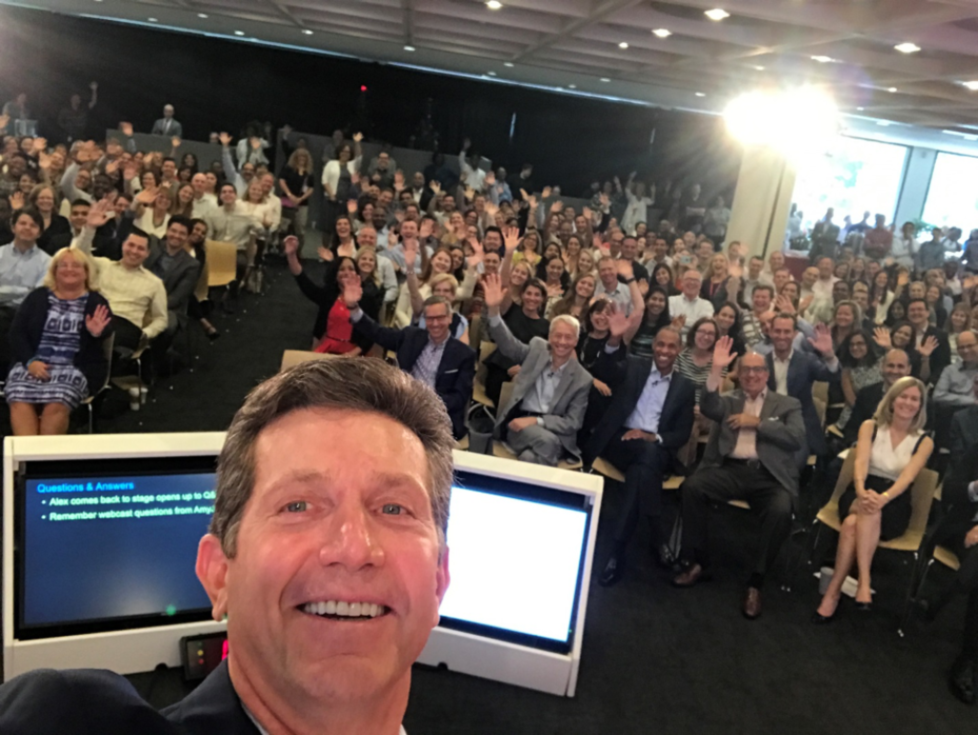 Alex - Selfie (1).png
